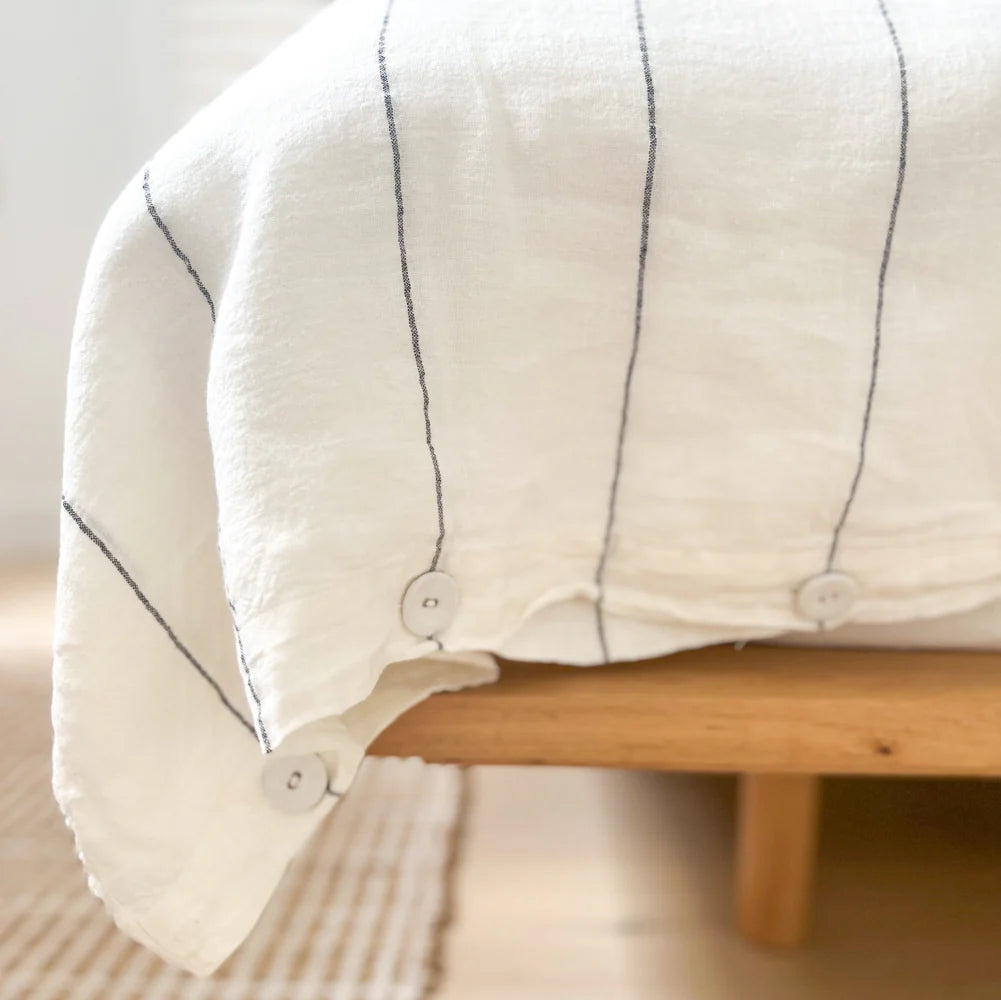 Carter Linen Duvet – Off White/Charcoal